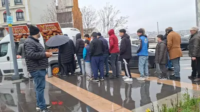 Yeşilpınar'da Lokmacı Yahya lokma arabası