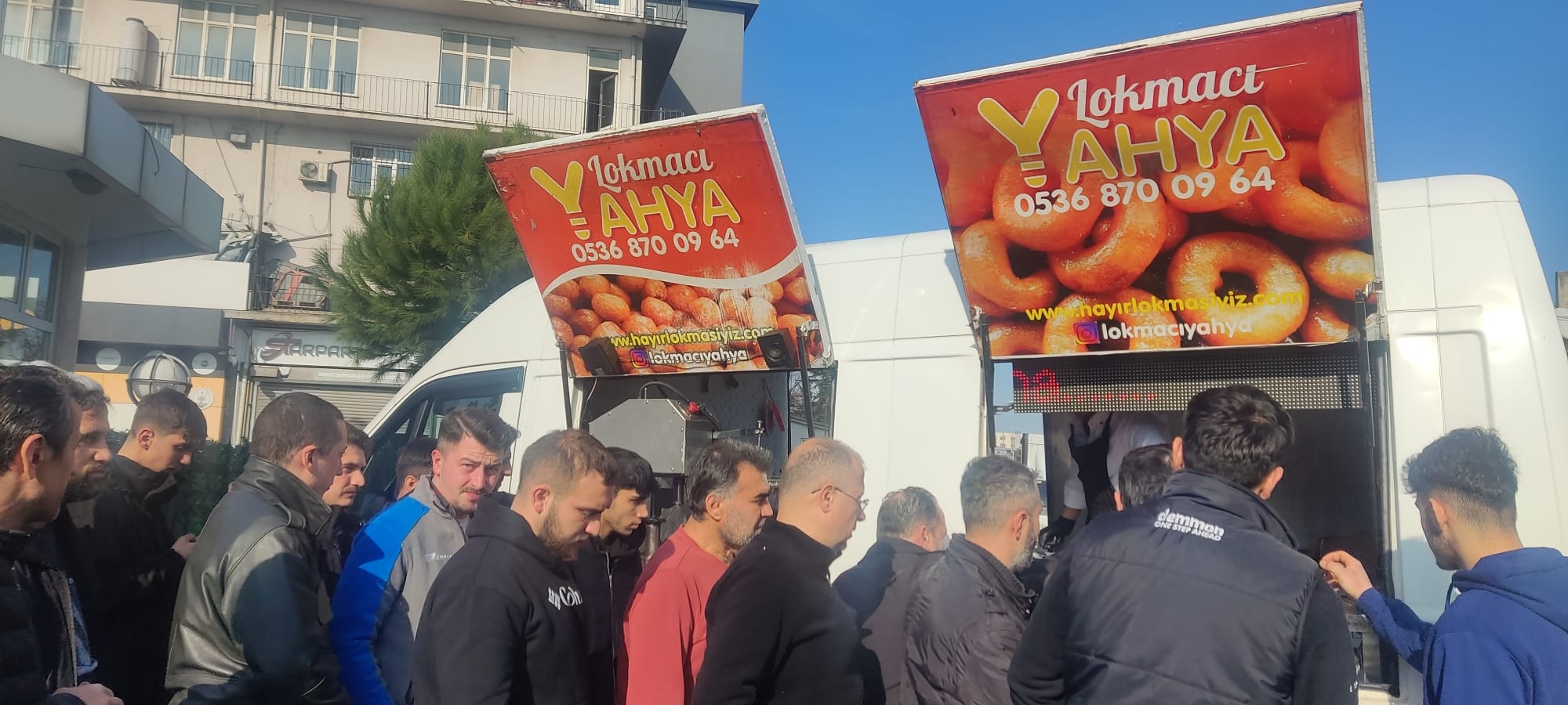 Hayir Lokmasi Istanbul 2